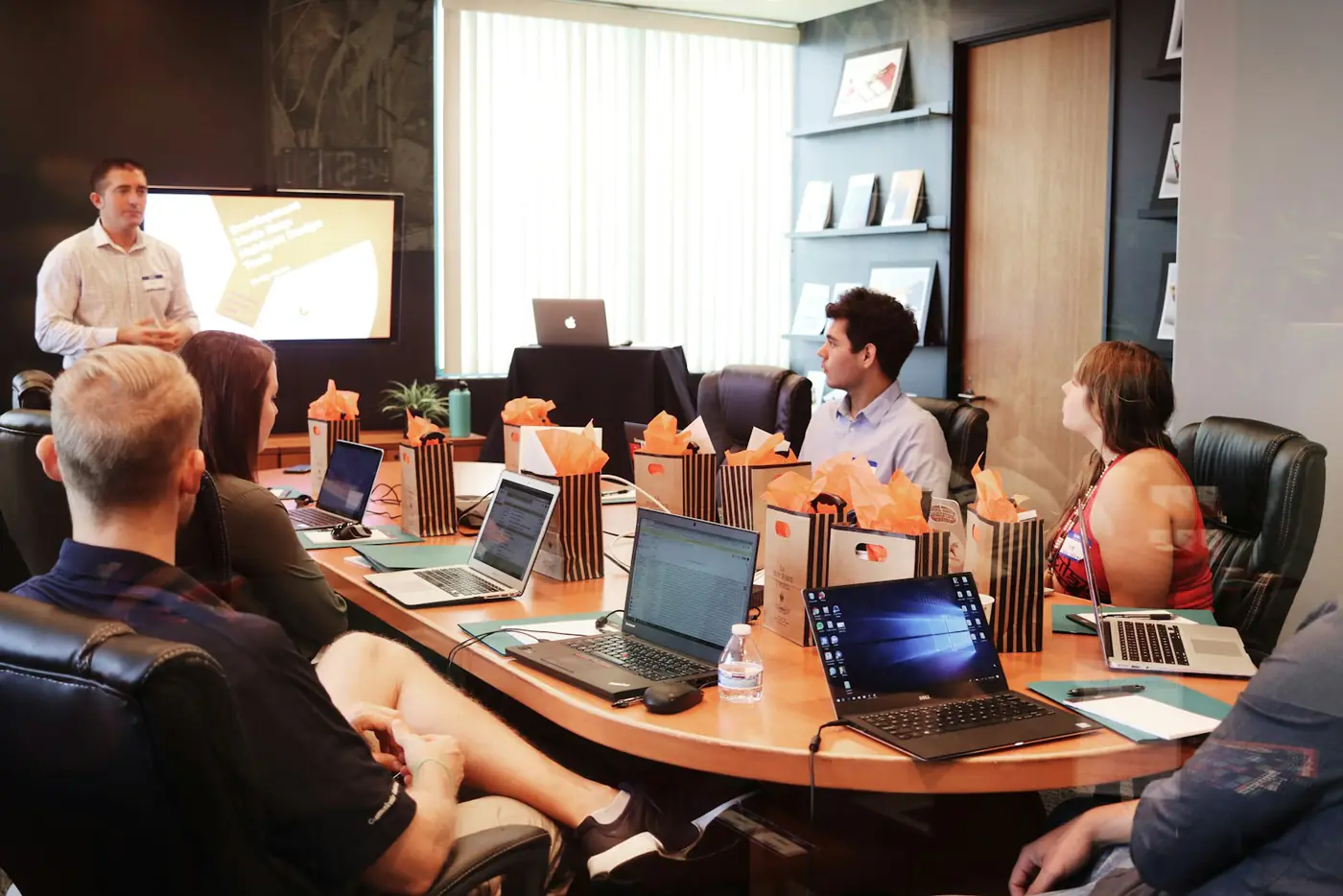 Strategy session with the Alfageme expert network